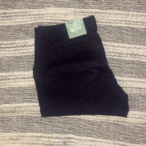 Women’s Magellan. Happy Camper. Size 10